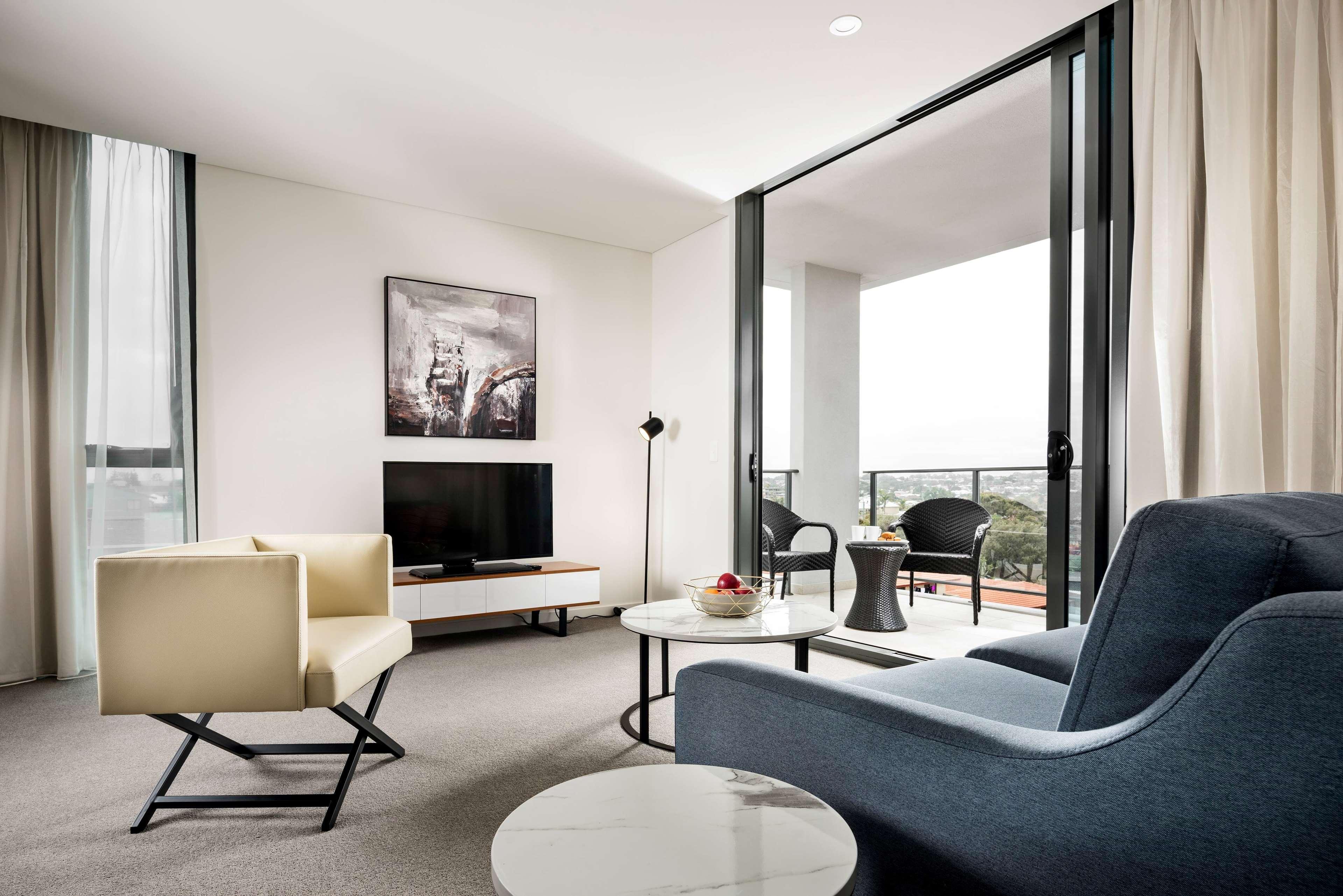 Ramada By Wyndham Vetroblu Scarborough Beach Perth Extérieur photo