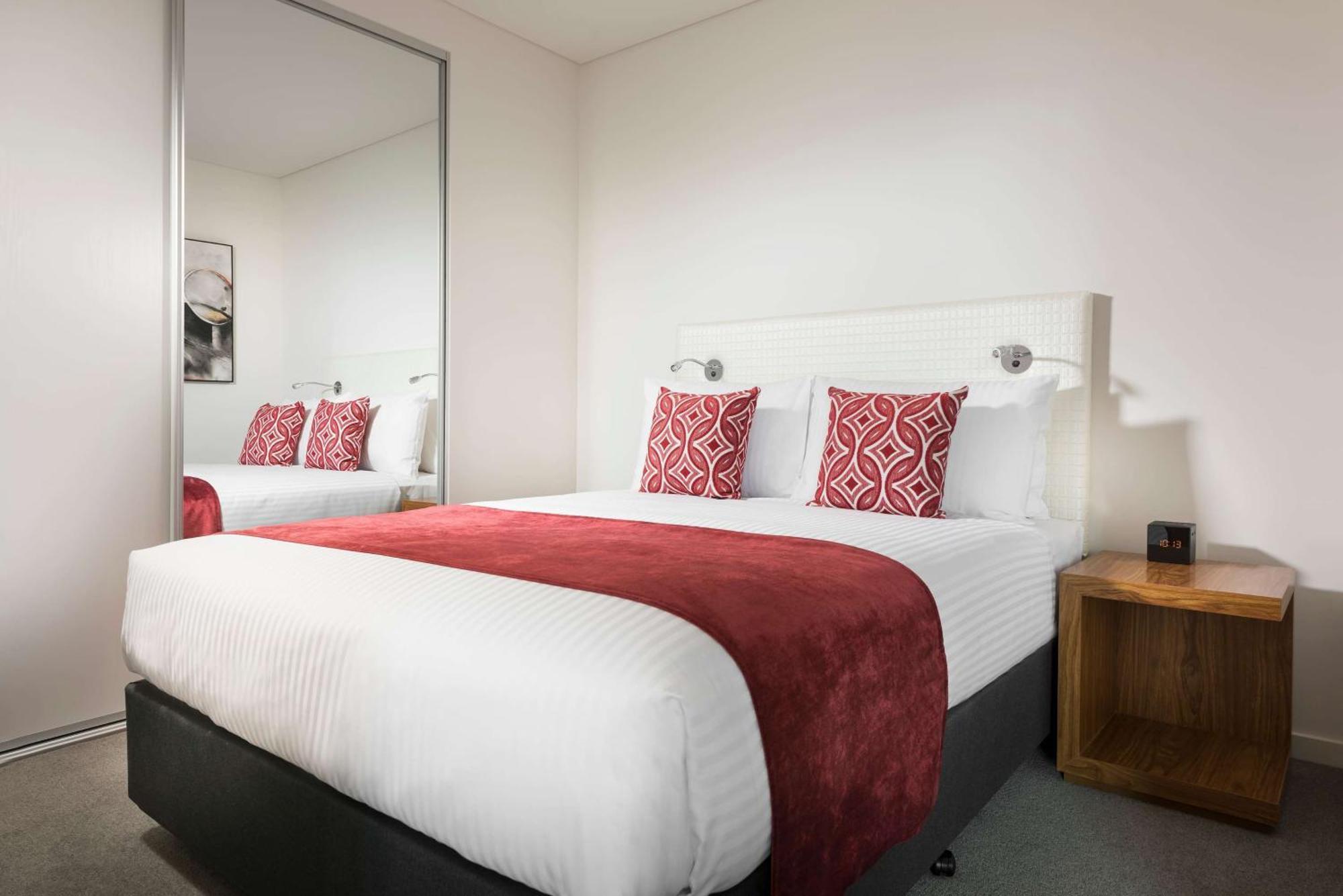 Ramada By Wyndham Vetroblu Scarborough Beach Perth Extérieur photo