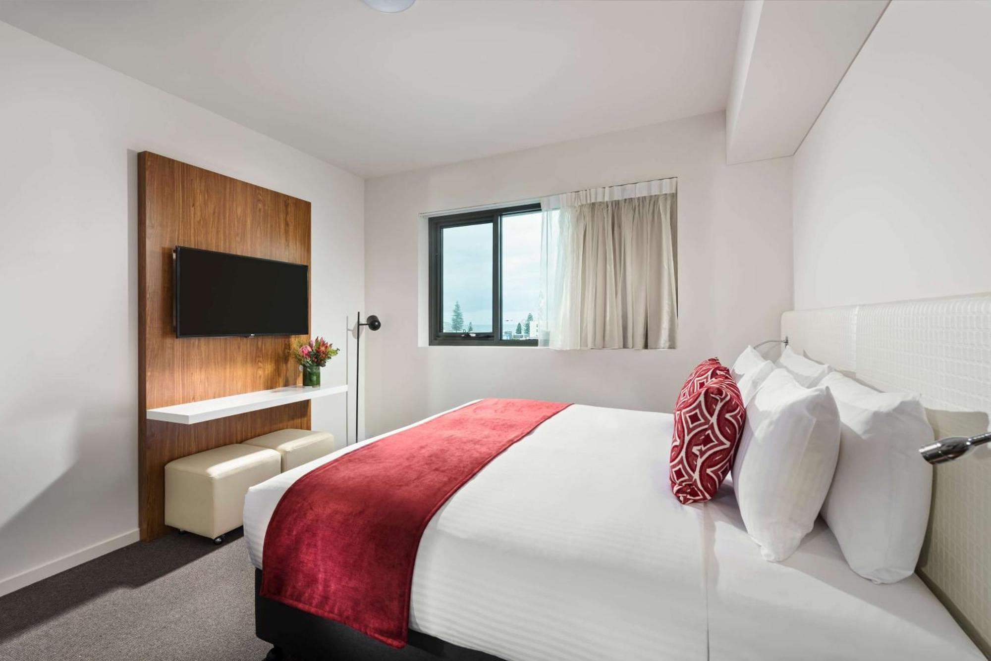 Ramada By Wyndham Vetroblu Scarborough Beach Perth Extérieur photo
