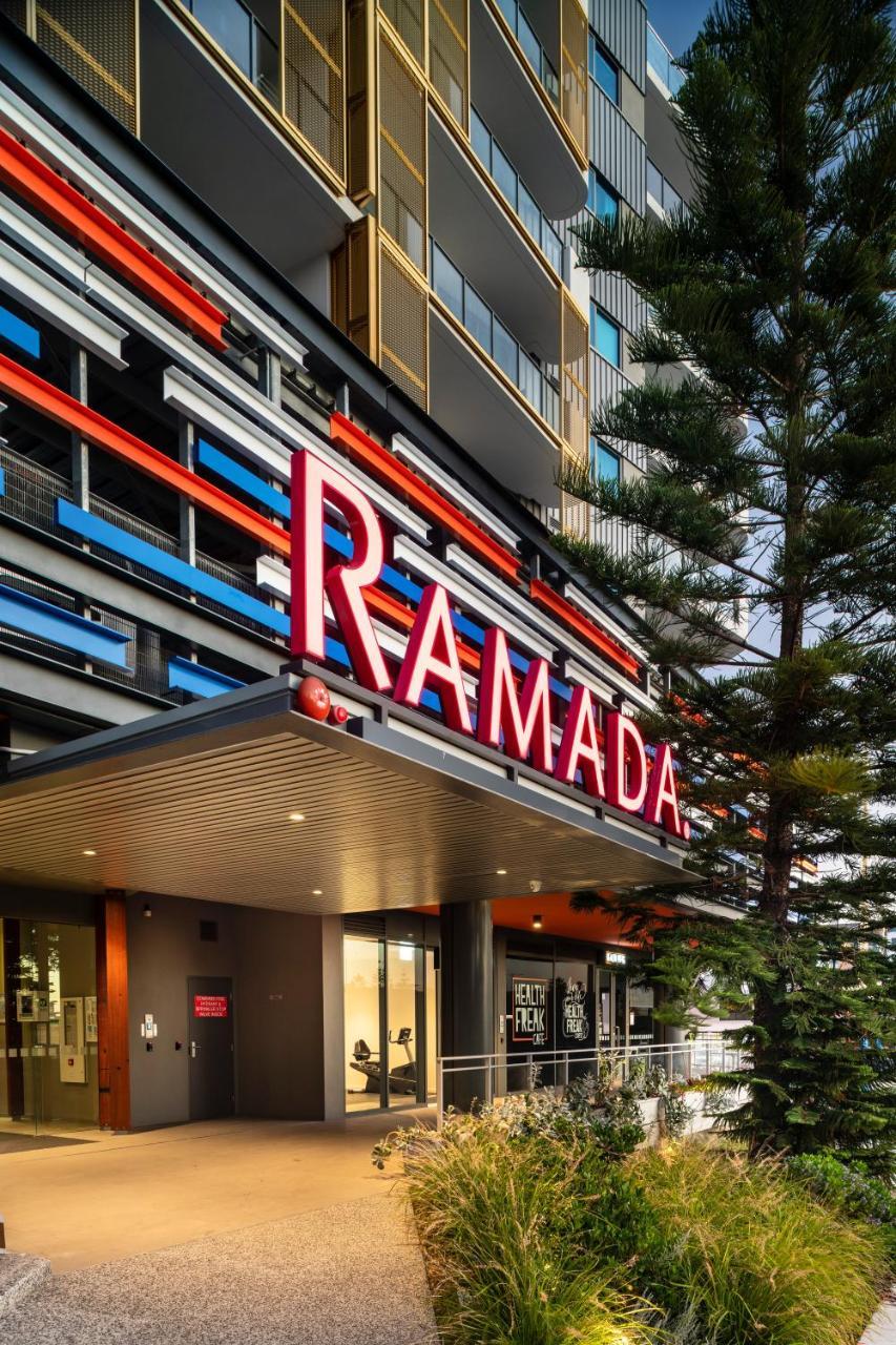 Ramada By Wyndham Vetroblu Scarborough Beach Perth Extérieur photo